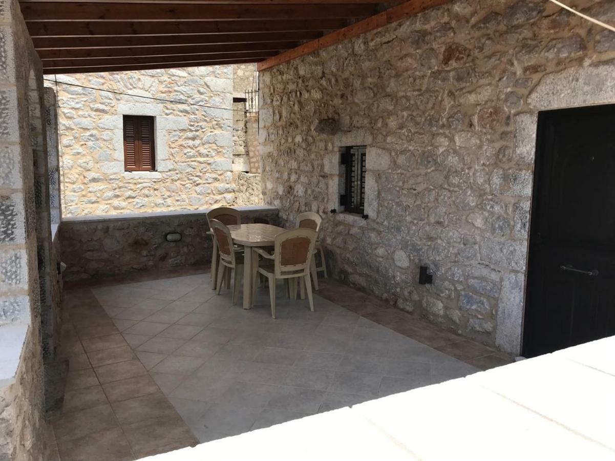 Вилла Stonehouse In Mani Penisula Кита Экстерьер фото